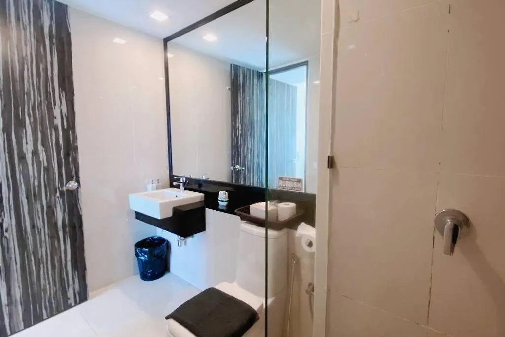 Sky Suite Kota Kinabalu-6 Pax-2Rooms-5Minsdrive-Imago,Suteraave,Riverson,Kktimesquare 0*,