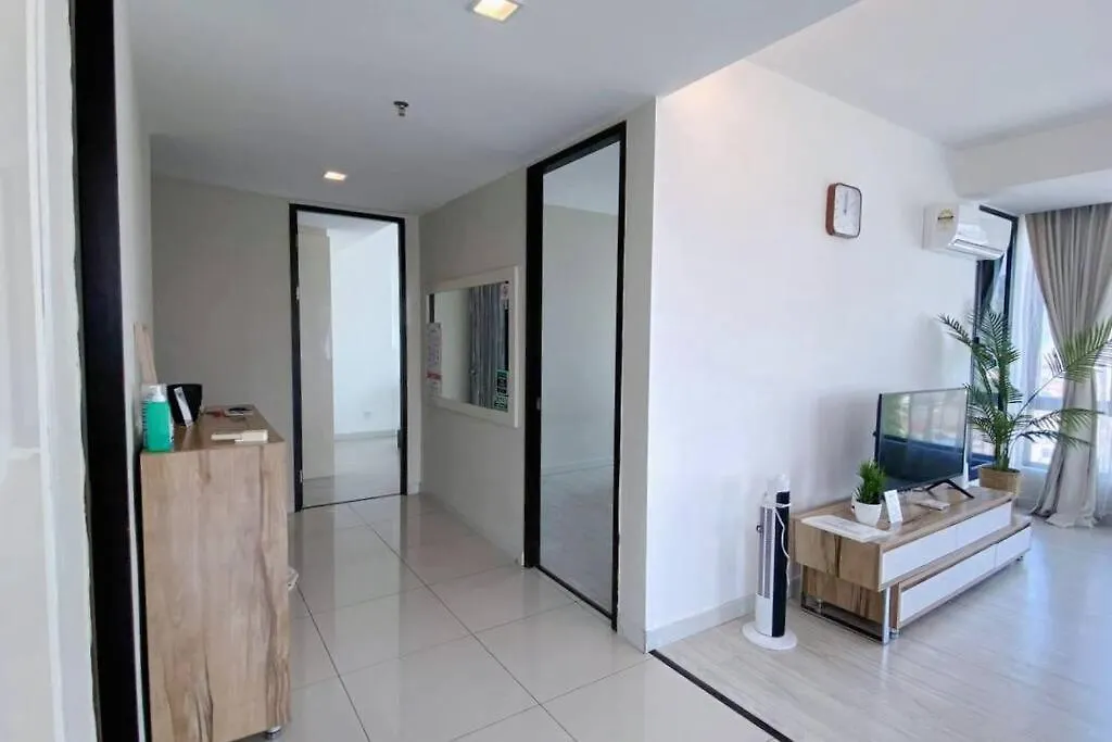 Sky Suite Kota Kinabalu-6 Pax-2Rooms-5Minsdrive-Imago,Suteraave,Riverson,Kktimesquare Apartment